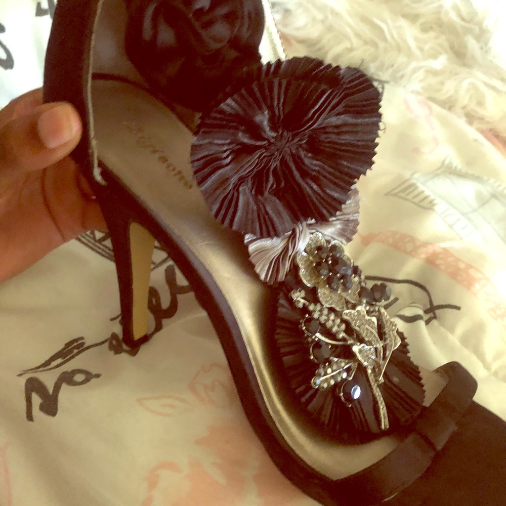 Black flowerama heels